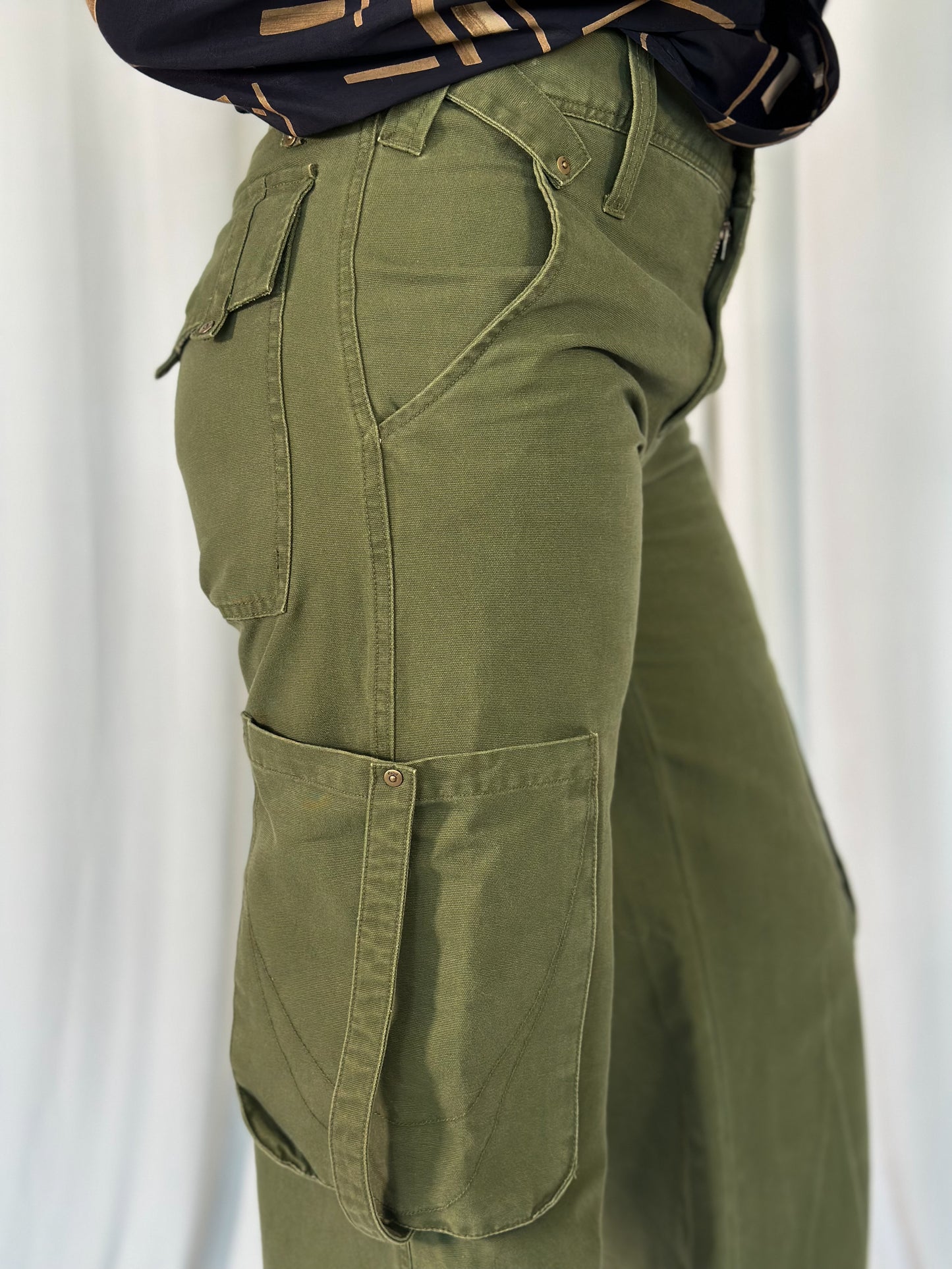 Pantalon cargo [38]