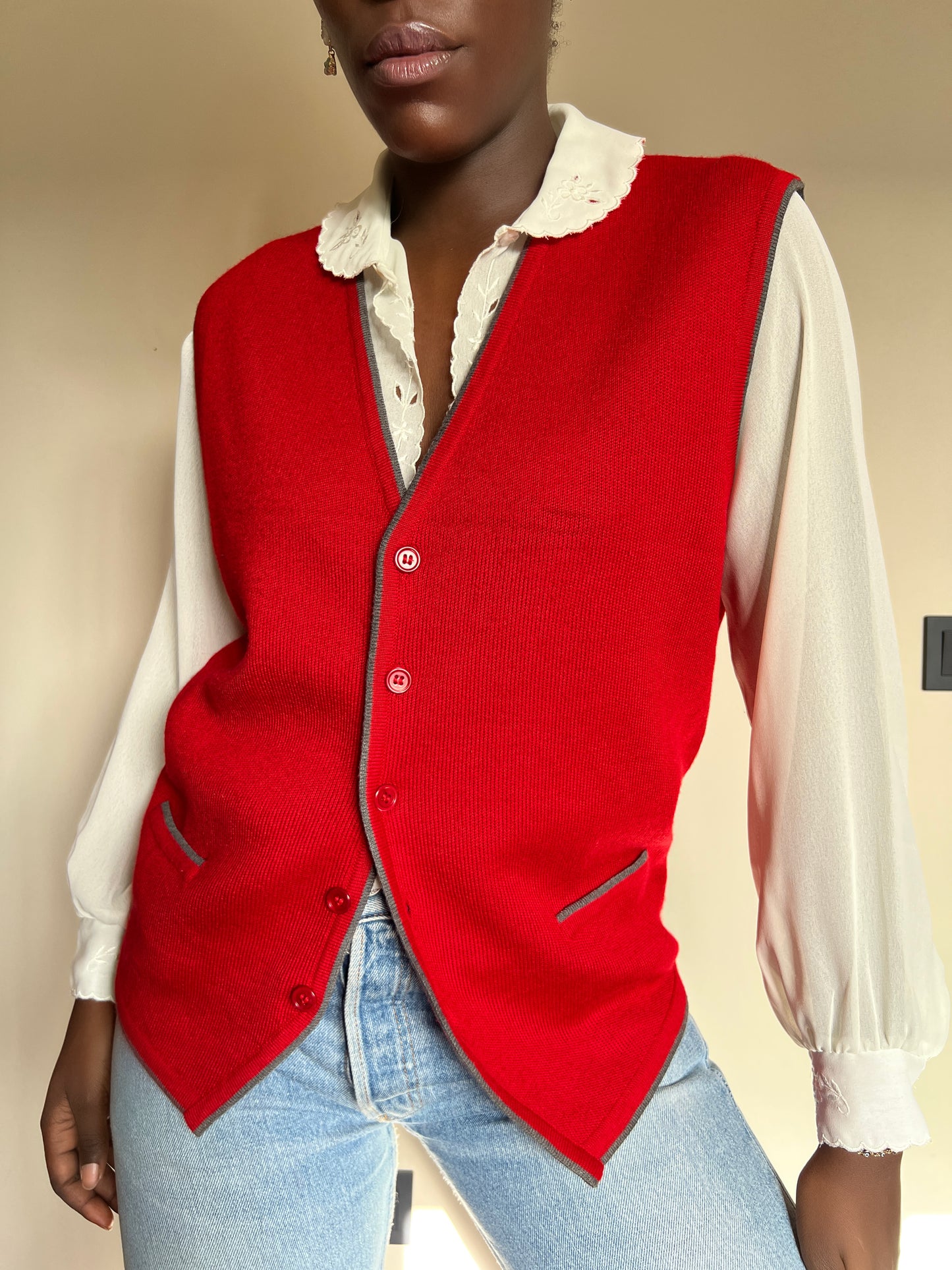Red sweater gilet [M]